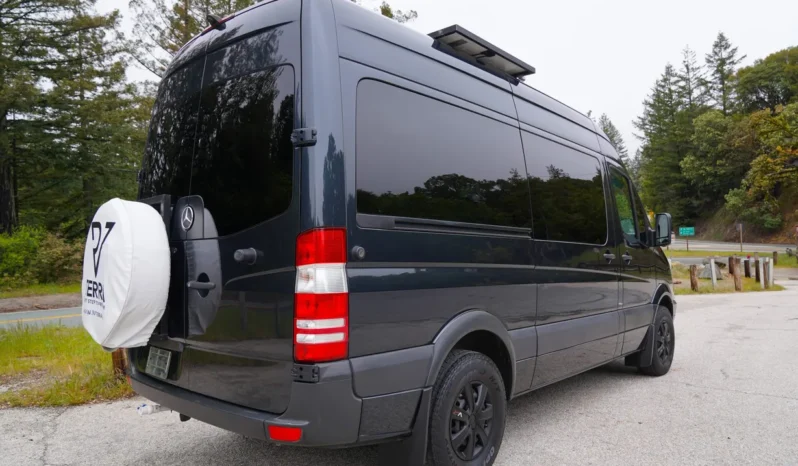
								2013 Mercedes-Benz Sprinter 2500 Camper Conversion full									