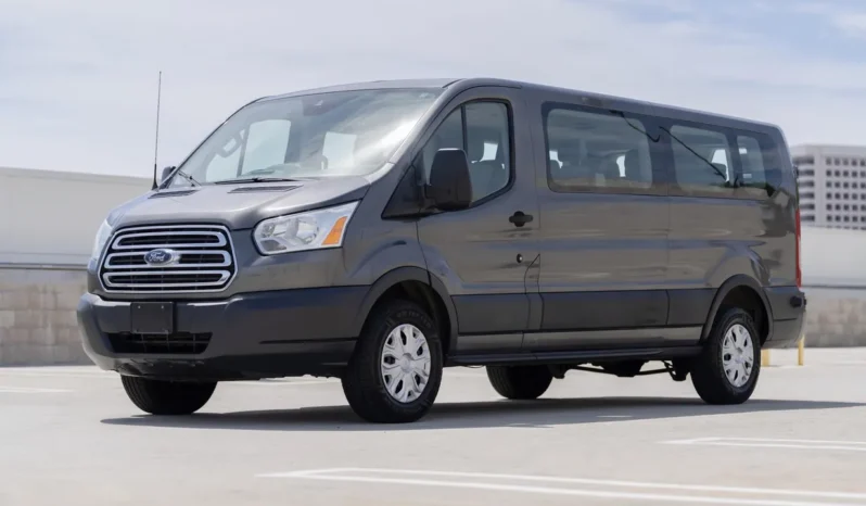 
								2016 Ford Transit 350 XLT 15-Passenger Wagon full									