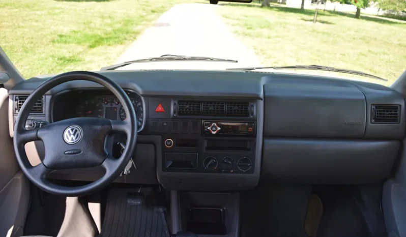 
								2001 Winnebago Rialta Volkswagen EuroVan full									