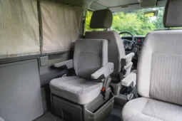 
										2003 Volkswagen EuroVan Westfalia MV Weekender Pop-Top Camper full									