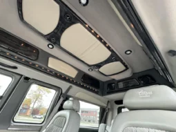 
										2006 Chevrolet Express Southern Comfort Conversion Van full									