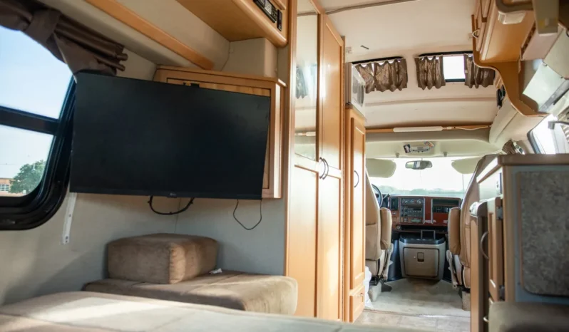 
								2006 Pleasure-Way Lexor-TS Motorhome full									