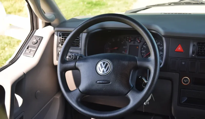 
								2001 Winnebago Rialta Volkswagen EuroVan full									
