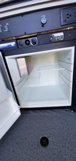 
										2002 Volkswagen Eurovan Camper full									