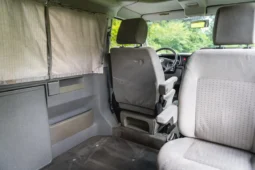 
										2003 Volkswagen EuroVan Westfalia MV Weekender Pop-Top Camper full									