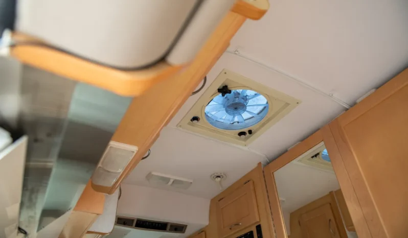 
								2006 Pleasure-Way Lexor-TS Motorhome full									