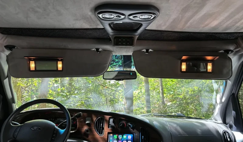 
								2007 Ford E-250 Super Duty Luxury Conversion Van full									