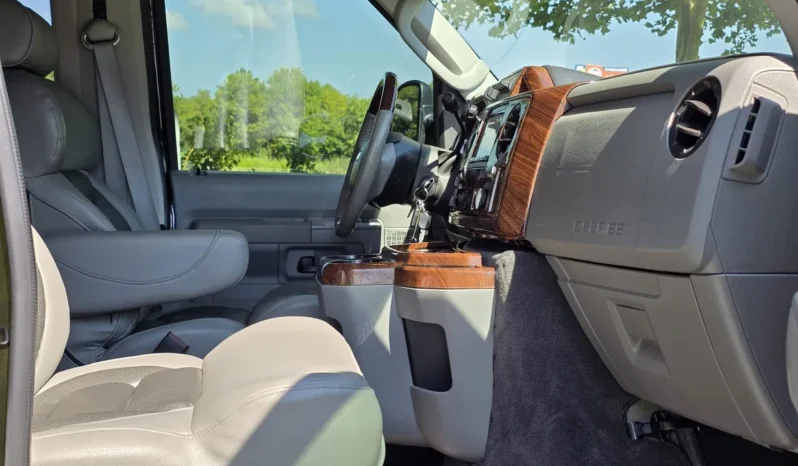 
								2013 Ford E-350 Quigley 4×4 Conversion full									