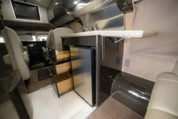 
										2010 Chevrolet Express 3500 Airstream Avenue Class B Coach full									
