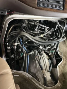 
										1999 Ford Econoline E-150 Sherrod Conversion Van full									