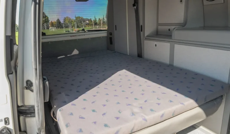 
								1997 Volkswagen EuroVan Winnebago Industries Camper full									