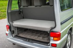 
										2003 Volkswagen EuroVan Westfalia MV Weekender Pop-Top Camper full									