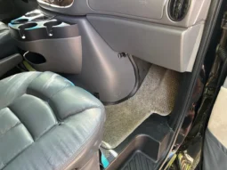 
										2007 Ford E-250 Super Duty Luxury Conversion Van full									
