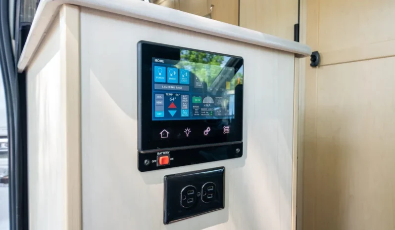 
								2021 Pleasure-Way Ontour 2.0 Class B Motorhome full									