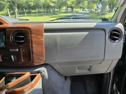 
										2013 Ford E-350 Quigley 4×4 Conversion full									