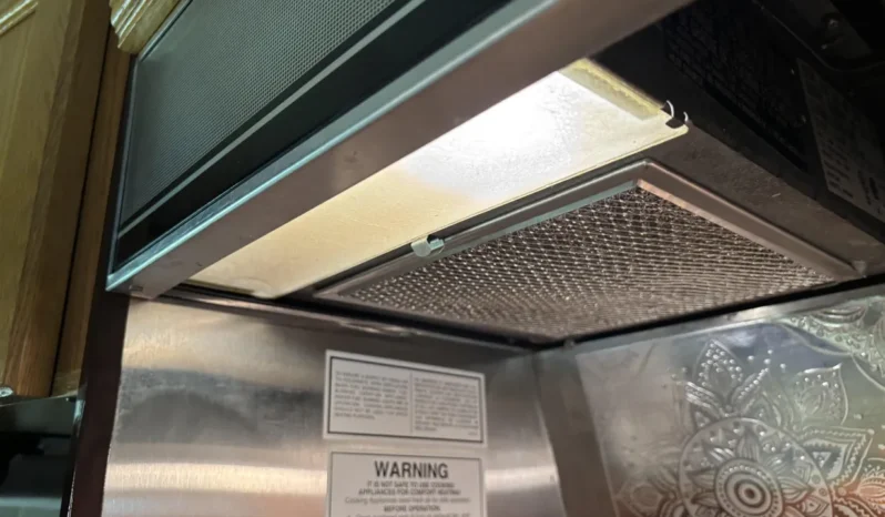 
								1996 Roadtrek 190 Versatile B3500  full									