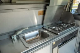 
										1997 Volkswagen EuroVan Winnebago Industries Camper full									