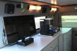 
										1998 Ford Econoline E-250 Sportsmobile Camper full									