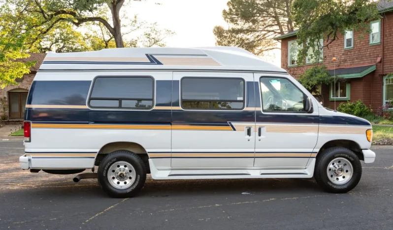 
								1998 Ford Econoline E-350 Power Stroke Conversion Van full									