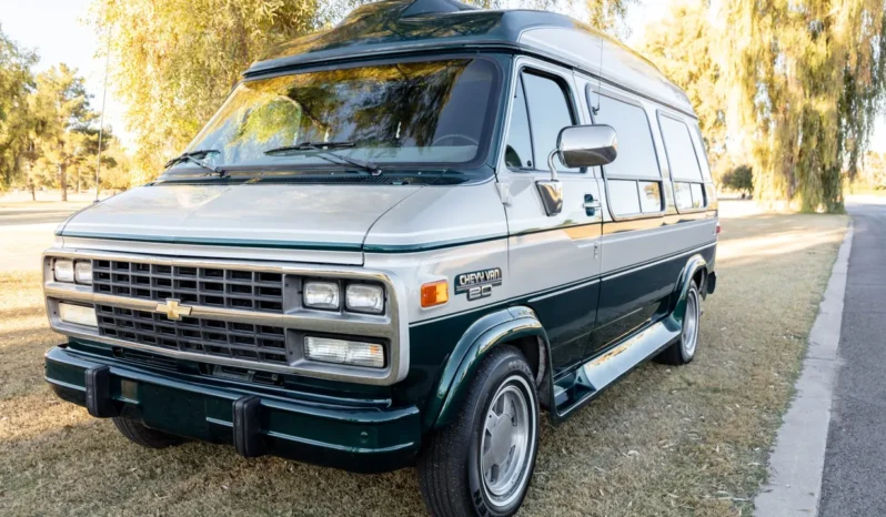 
								1995 Chevrolet G20 Conversion Van full									