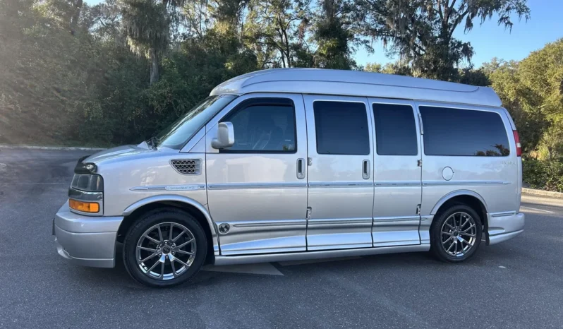 
								2013 Chevrolet Express Explorer Limited SE Conversion Van full									