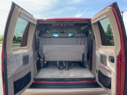 
										2001 Ford Econoline E-350 Super Duty Waldoch Conversion Van full									