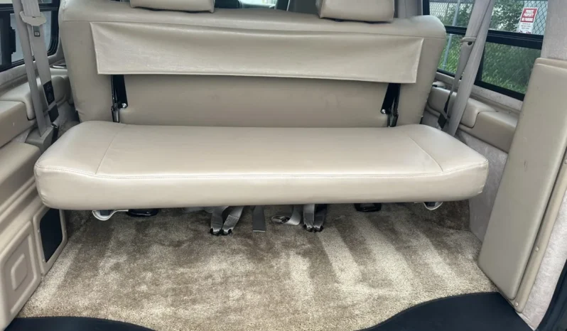 
								2002 Chevrolet Express G1500 Sherrod Conversion Van full									