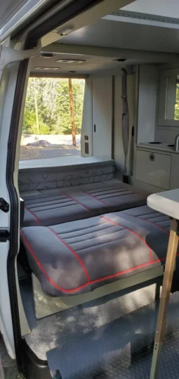 
										2002 Volkswagen Eurovan Camper full									