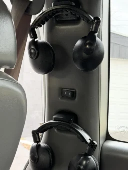
										2006 Chevrolet Express Southern Comfort Conversion Van full									