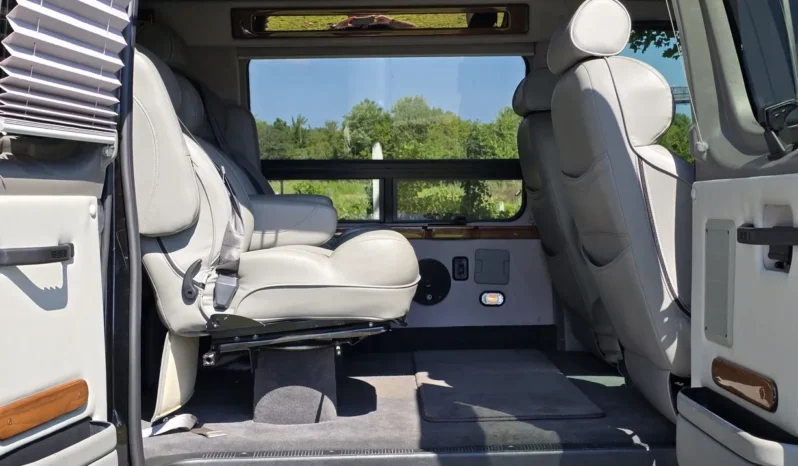 
								2013 Ford E-350 Quigley 4×4 Conversion full									