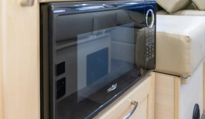 
								2021 Pleasure-Way Ontour 2.0 Class B Motorhome full									