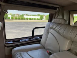 
										2001 Ford Econoline E-350 Super Duty Waldoch Conversion Van full									