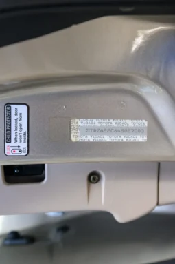 
										2004 Toyota Sienna XLE full									