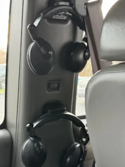 
										2006 Chevrolet Express Southern Comfort Conversion Van full									