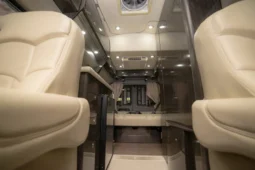 
										2010 Chevrolet Express 3500 Airstream Avenue Class B Coach full									