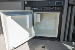
										1997 Volkswagen EuroVan Winnebago Industries Camper full									