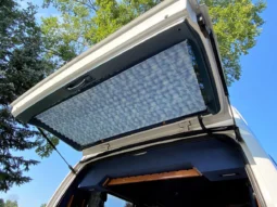
										1995 GMC Safari AWD Conversion Van full									