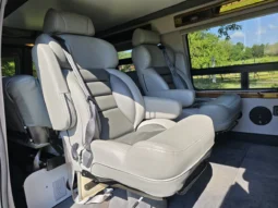 
										2013 Ford E-350 Quigley 4×4 Conversion full									