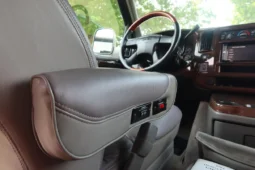 
										2004 GMC Savana 1500 Explorer Limited S Conversion Van full									
