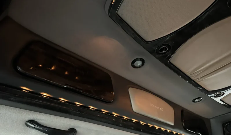 
								2006 Chevrolet Express Southern Comfort Conversion Van full									