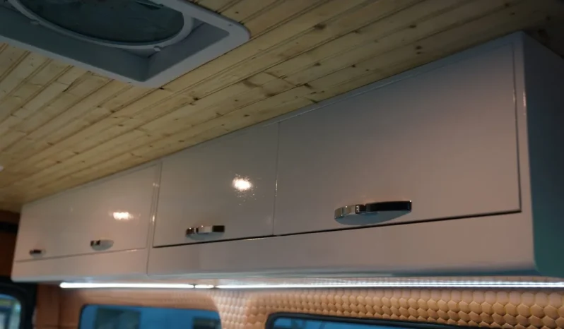 
								2013 Mercedes-Benz Sprinter 2500 Camper Conversion full									