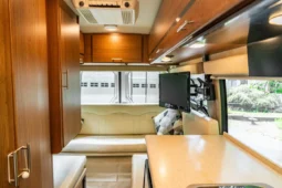 
										2014 Mercedes-Benz Sprinter 3500 Winnebago Era 70X full									