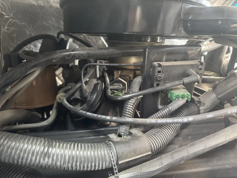 
								1991 GMC Vandura 2500 Starcraft Conversion Van full									
