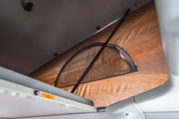 
										2003 Volkswagen EuroVan Westfalia MV Weekender Pop-Top Camper full									