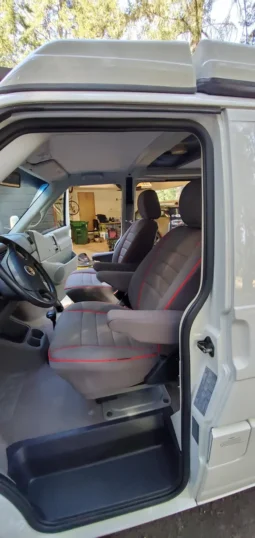
										2002 Volkswagen Eurovan Camper full									