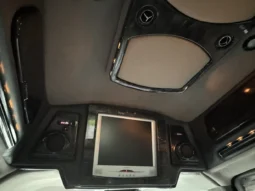 
										2006 Chevrolet Express Southern Comfort Conversion Van full									