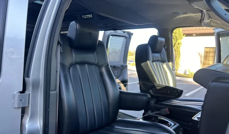 
								2013 Chevrolet Express Explorer Limited SE Conversion Van full									