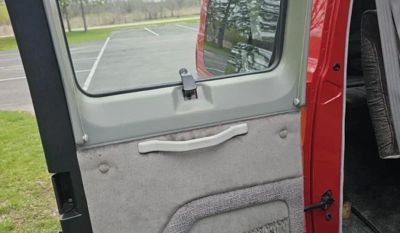 
								2001 Dodge Ram 1500 DMC Conversion Van full									