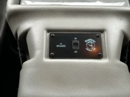
										2008 GMC Savana 1500 AWD Conversion Van full									