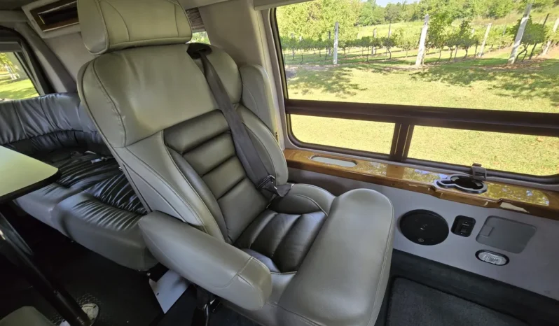 
								2013 Ford E-350 Quigley 4×4 Conversion full									